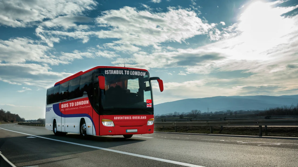 El viaje en autobús "más largo del mundo" tardará 56 días en cruzar Europa